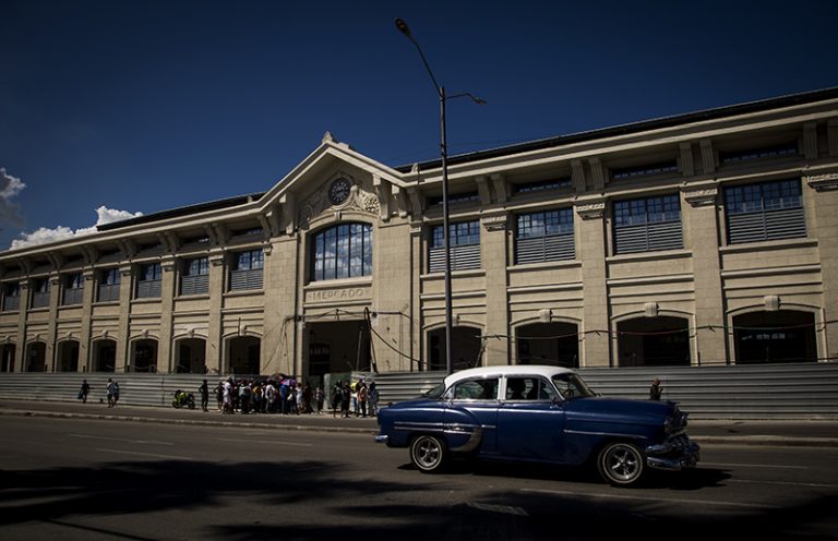 1028 mercado de cuatro caminos habana cuba6