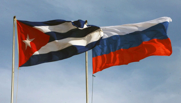cuba rusia banderas2