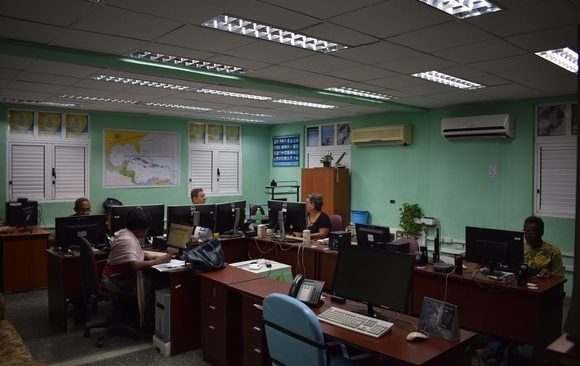 El Centro Nacional de Pronósticos y los especialistas de turno el 29 de julio de 2019. Foto: Danier Ernesto González.