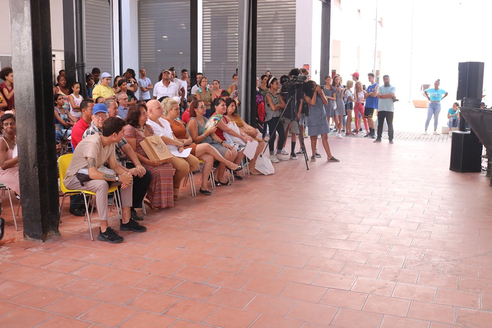 Premian a ganadores del concurso Jóvenes en el lente Premian a ganadores del concurso Jóvenes en el lente