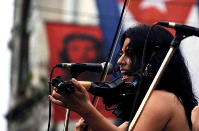 Tanmy López, invitada en la peña La pupila asombrada 