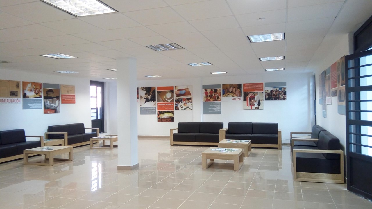 Centro de Descontaminación de la Universidad de San Gerónimo: Todo el patrimonio documental de la OHCH se almacena y se trata allí para poder ser restaurado.