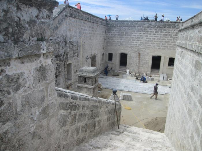 Da Vinci en un castillo habanero