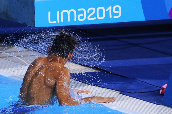 Laydel Domínguez primer cubano asegurado a una final del clavados