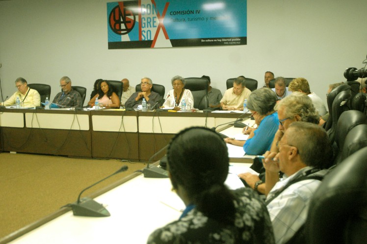 IX Congreso de Escritores y Artistas de Cuba
