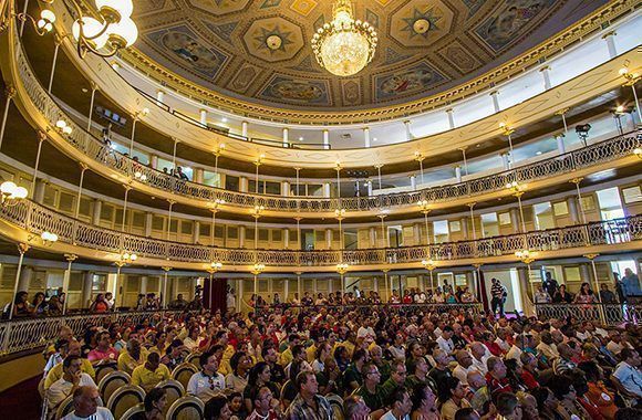 Viengsay Valdés: Somos continuadores de la obra de Alicia Viengsay Valdés: Somos continuadores de la obra de Alicia
