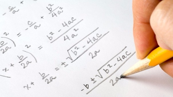 Cálculos matemáticos