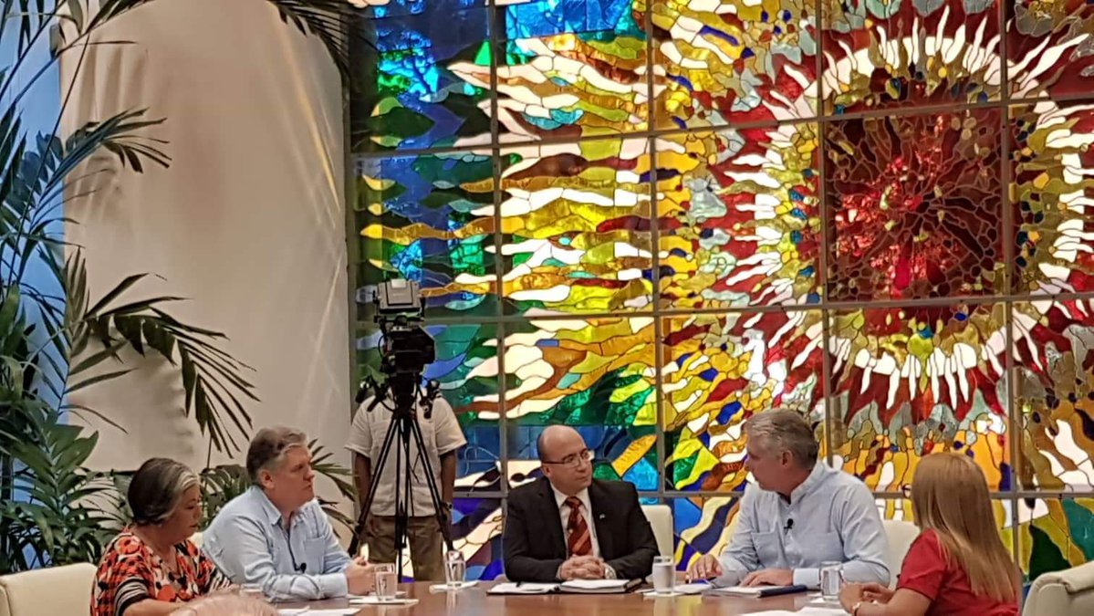 Díaz-Canel interviene en segunda Mesa Redonda sobre medidas económicas e incremento salarial. Foto: Presidencia Cuba