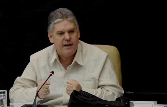 Alejandro Gil destacó el comportamiento de la economía al culminar agosto.