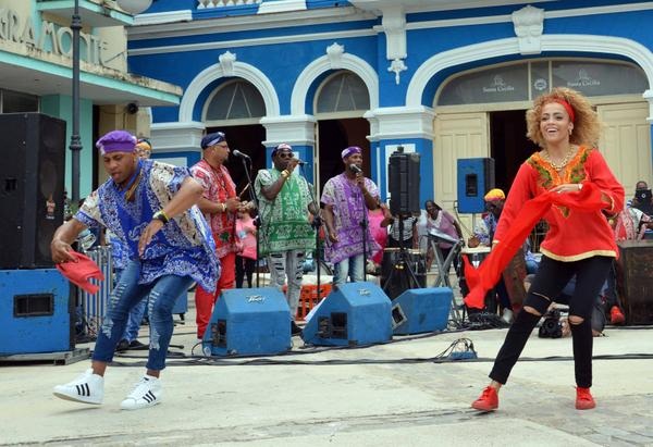 Rumbatá en concierto en la capital camagüeyana