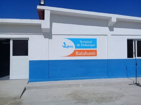 Tras ser sometida a un proceso de reparación, abre terminal de embarque del puerto de Batabanó. Foto: Twitter/ @MitransCuba.