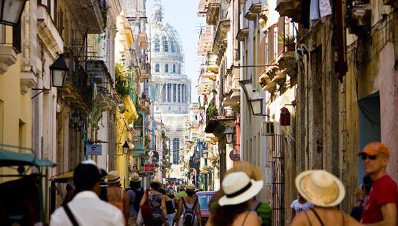 Casi 600 mil trabajadores por cuenta propia en Cuba Casi 600 mil trabajadores por cuenta propia en Cuba