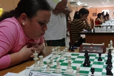 Yoana, subtitular continental.