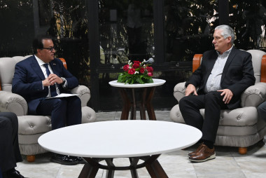 Cuba y Egipto marcan hito en relaciones de cooperación en materia de SaludComo un hito en las relaciones de cooperación entre Cuba y Egipto en el sector de la Salud, calificó el Primer Secretario del Comité Central del Partido y Presidente de la Repú